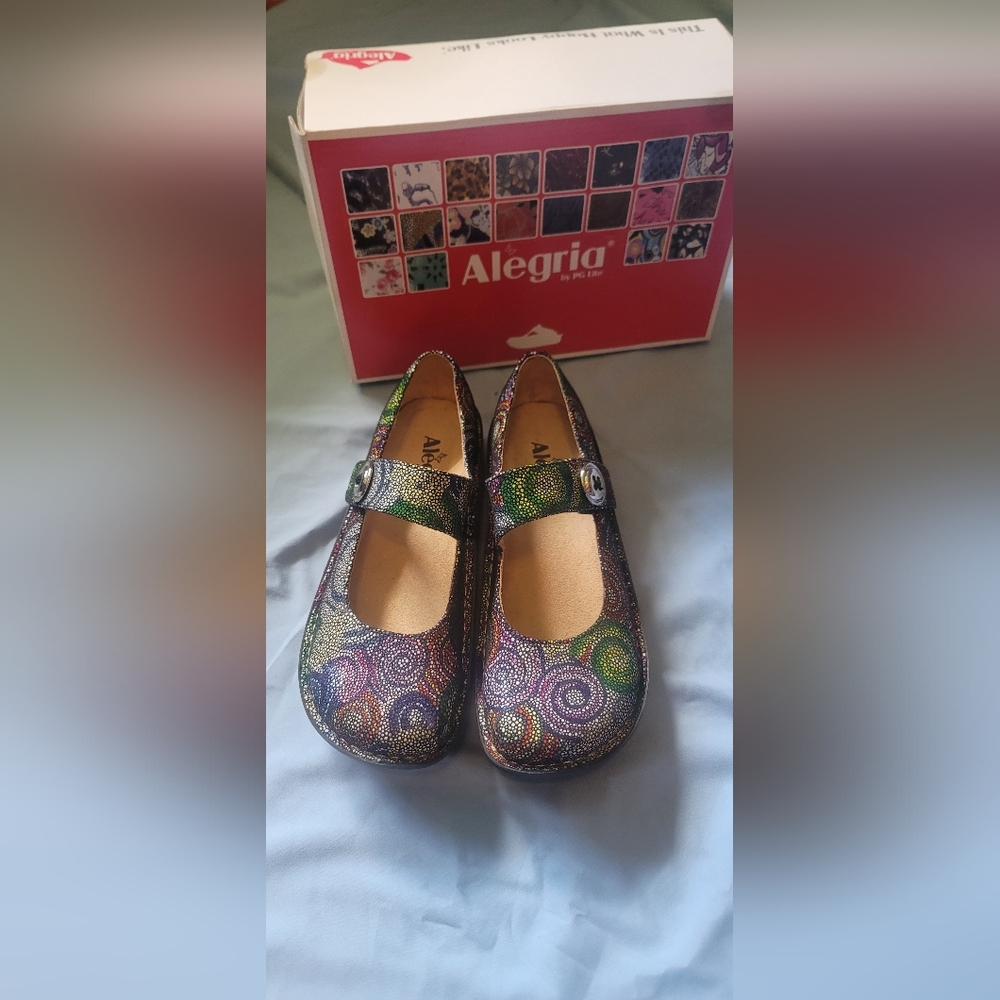 Allegria by PG Lite Paloma Mary Janes - Size 39    Y NIB